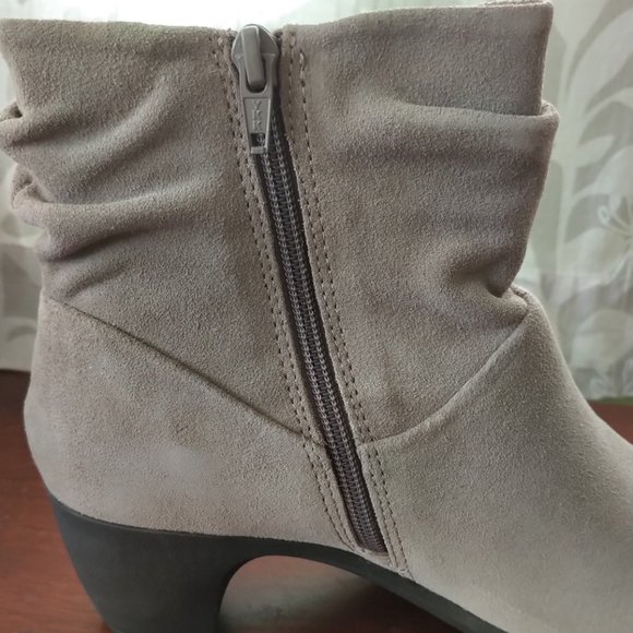 Cliffs by White Mountain Alina boots Size 9M - Picture 11 of 16